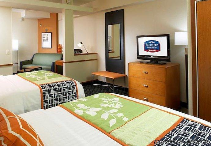 Fairfield Inn & Suites Pittsburgh Neville Island Robinson Township Rum bild